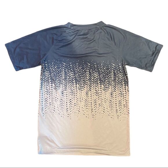 Bundle Of Two Boys T-Shirts - Picture 10 of 16